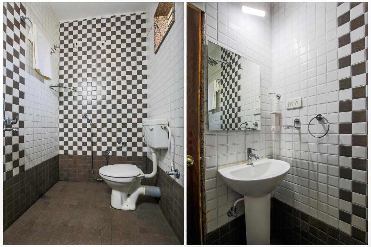 Oyo 15626 The Sovva Hotel Morjim Ngoại thất bức ảnh